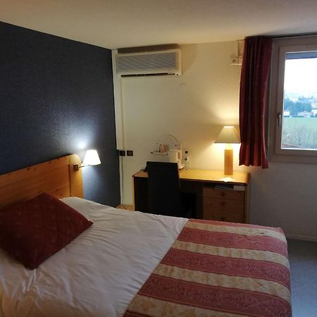 Fumel Brit Hotel Vallee Du Lot מראה חיצוני תמונה
