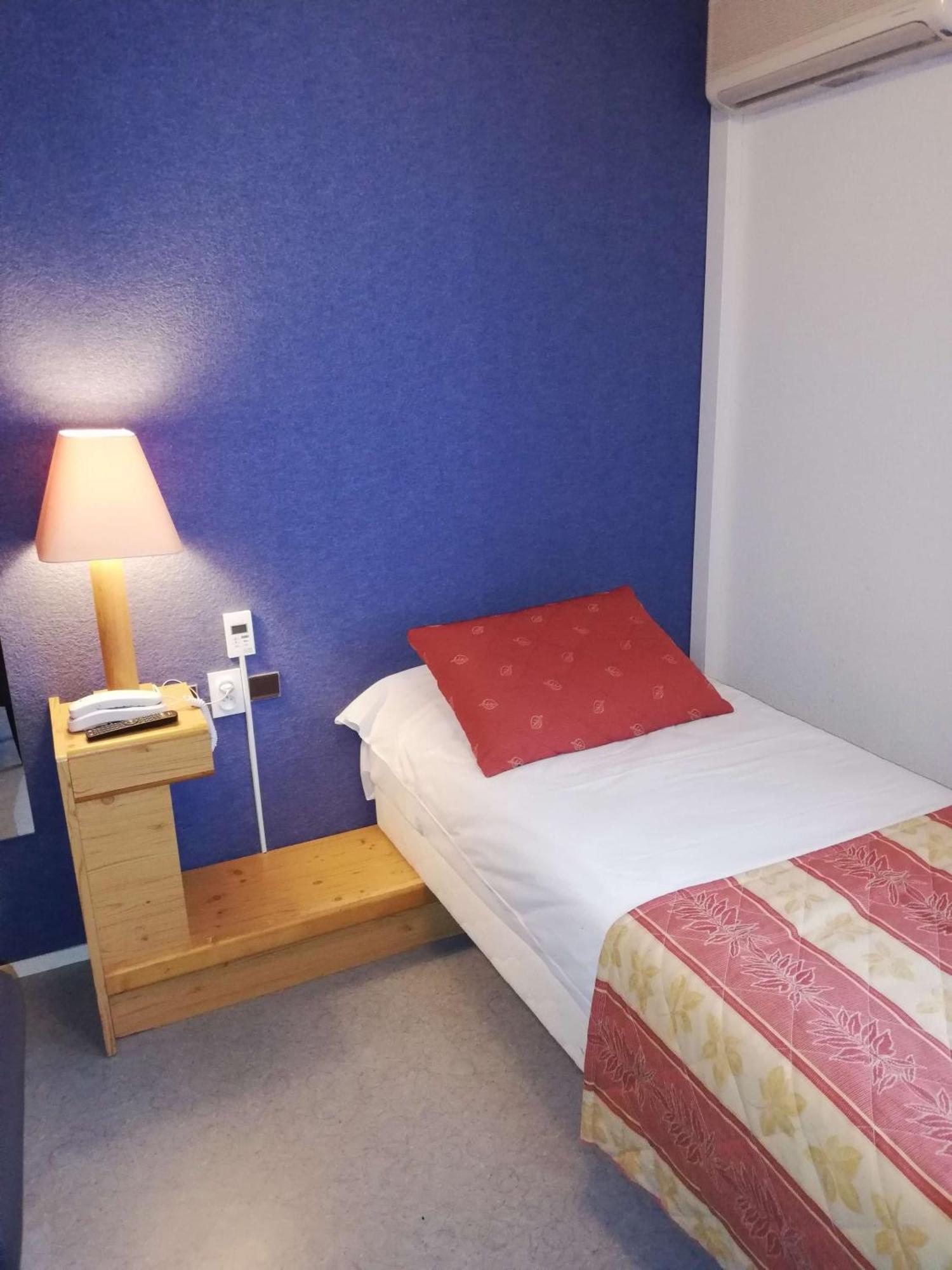Fumel Brit Hotel Vallee Du Lot מראה חיצוני תמונה
